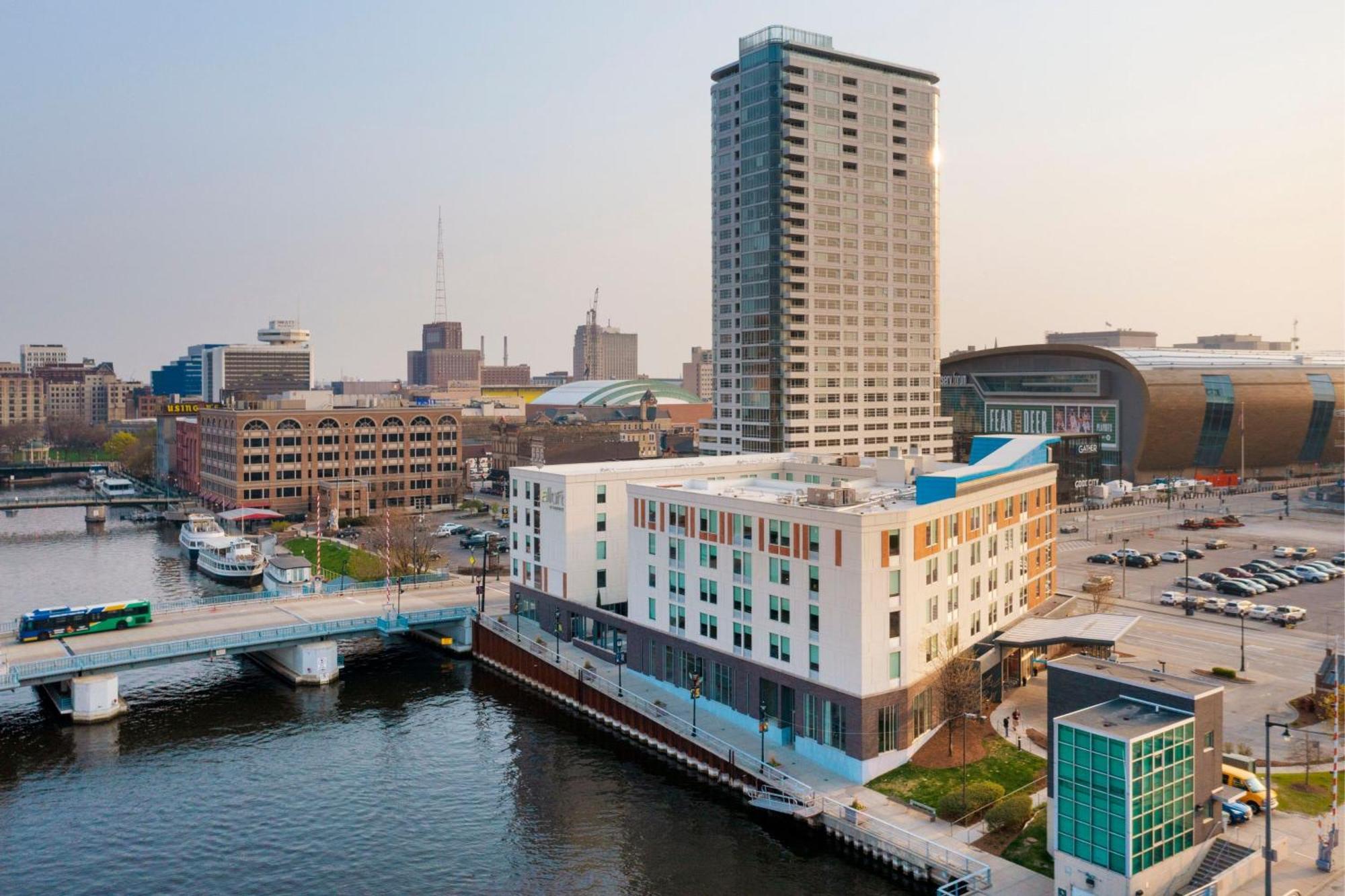Aloft Downtown Hotel Milwaukee